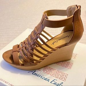 American Eagle Women’s Brown Wedges Size 9